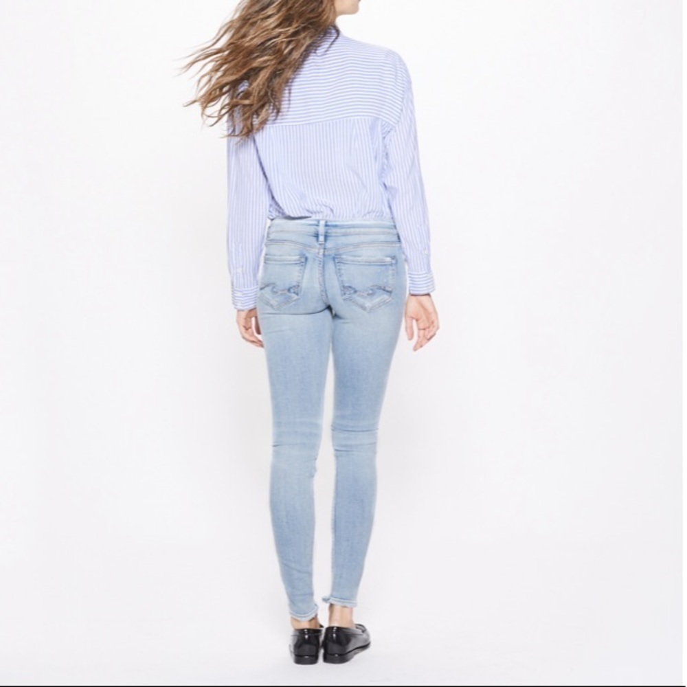 Silver Jeans - Picture 5 of 14